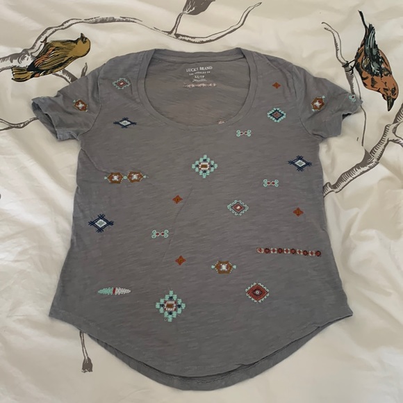 Lucky Brand embroidered tshirt - Picture 1 of 4